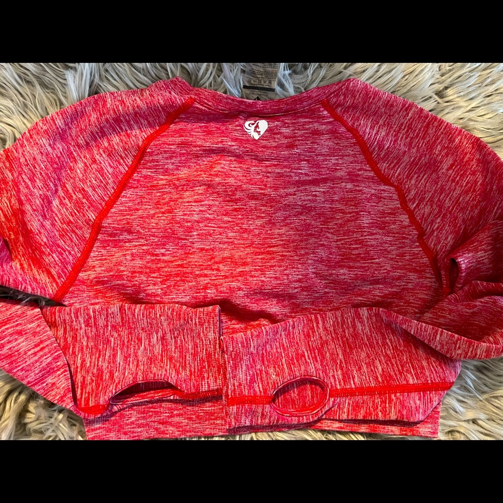 Women’s Best crop top